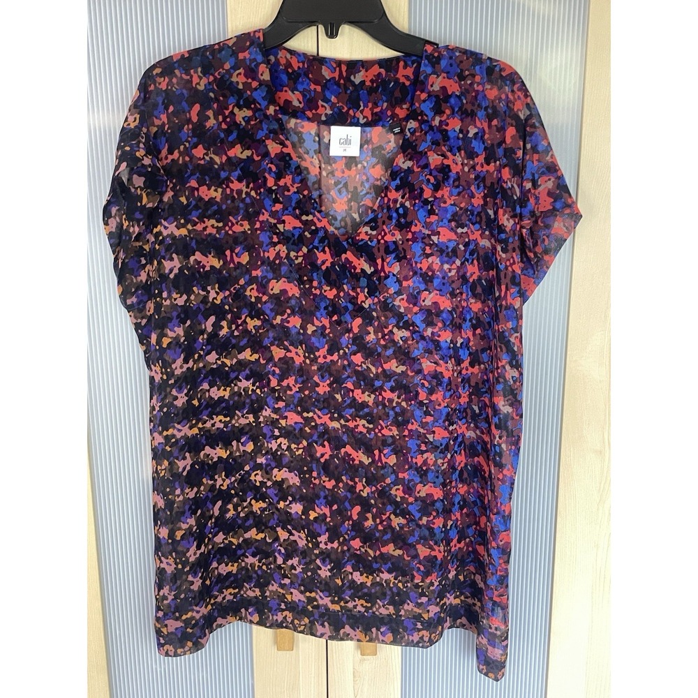 CAbi The Bonus Print Blouse Women's M Blue Red Chiffon V-Neck Top Career Party